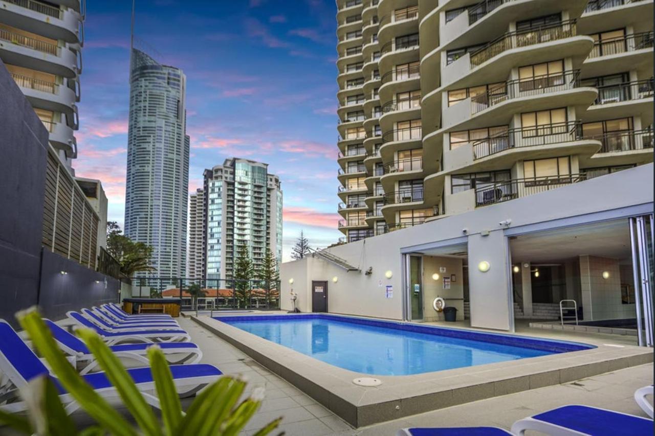 Beachside Apartment In The Heart Of Surfers Paradise - Free Parking Gold Coast Ngoại thất bức ảnh